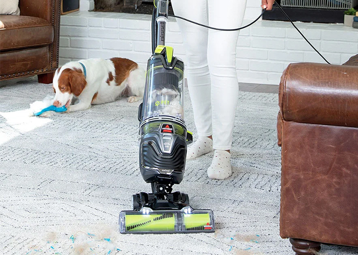 BISSELL PHE Turbo Rewind vacuum